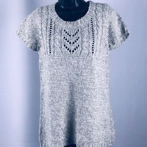 Short sleeve knitted tunic